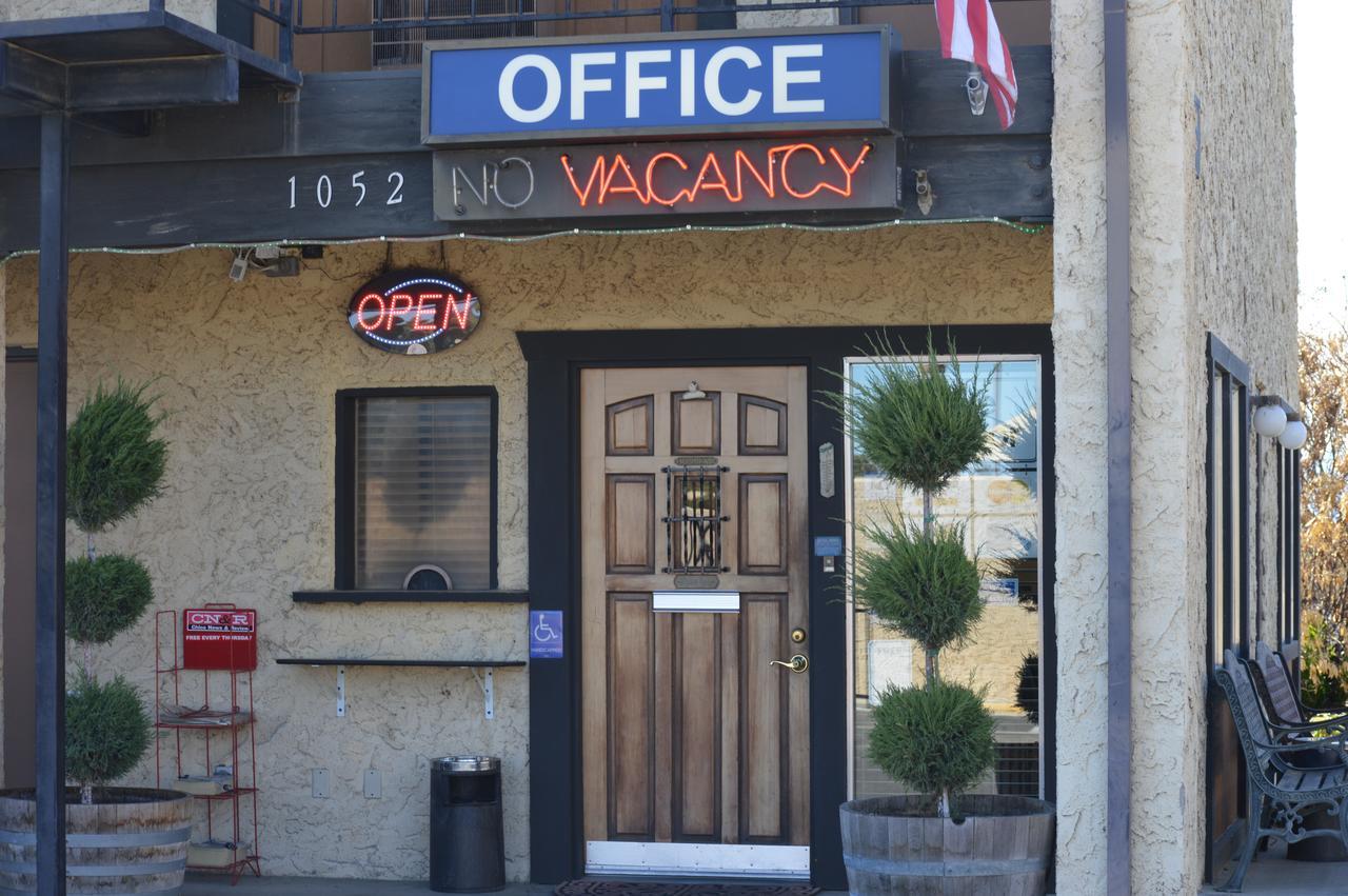 Orland Inn מראה חיצוני תמונה